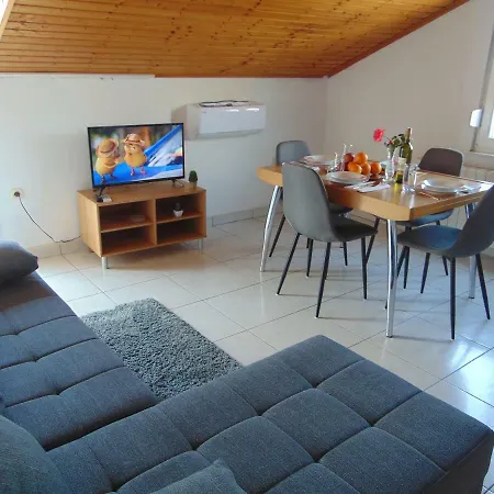 2 * Zadar