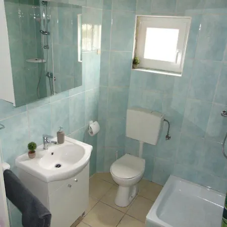 2 Διαμέρισμα